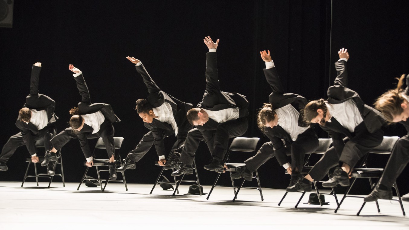 Hubbard Street Dance Chicago performs at the Joyce Theater. Photo by Todd Rosenberg.