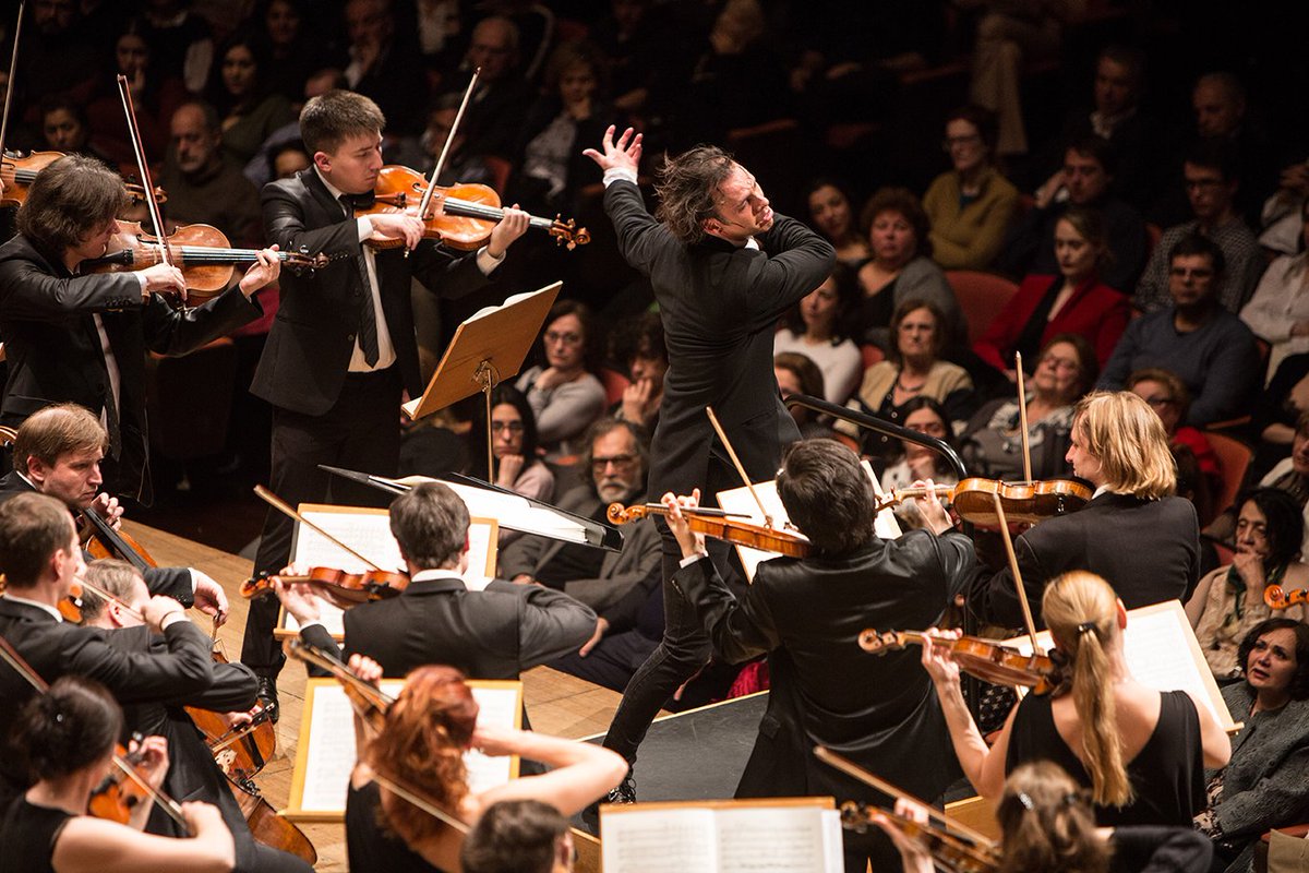 Teodor Currentzis leads Verdi's "Requiem" at the Shed.