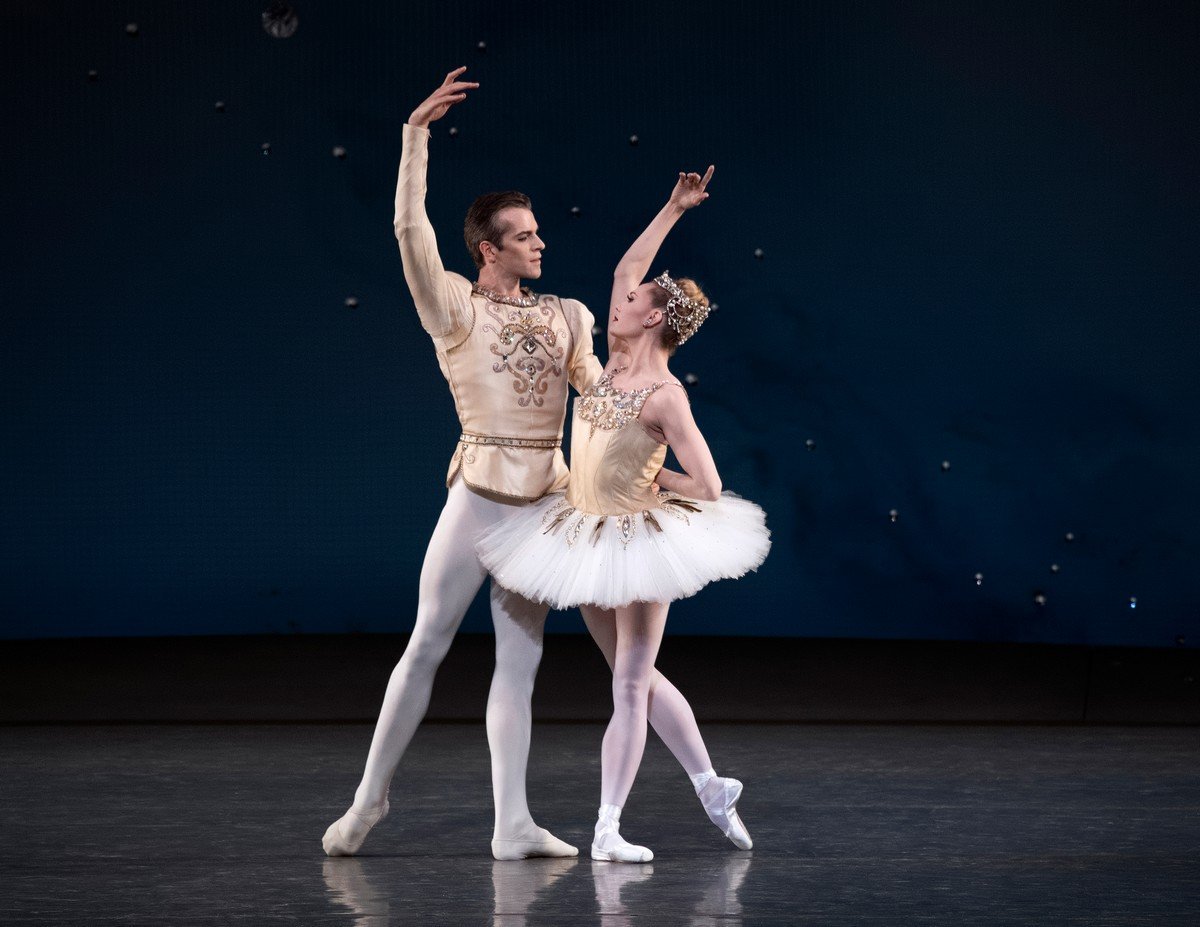 Sara Mearns and Russell Janzen of New York City Ballet in George Balanchine’s "Diamonds". Photo by Erin Baiano.