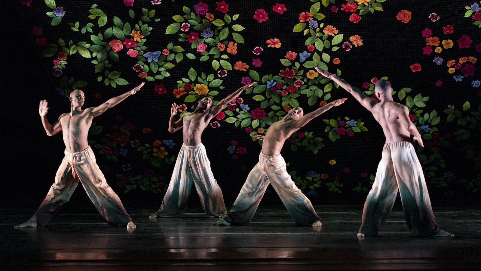 Alvin Ailey American Dance Theatre performs Jamar Roberts' "Ode".