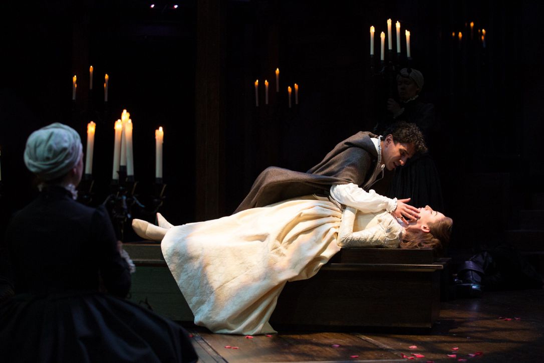 VIEWPOINTS ROMEO & JULIET three ways As theater (Shakespeare), dance